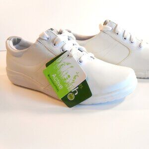 Grasshoppers Stretch Sneakers